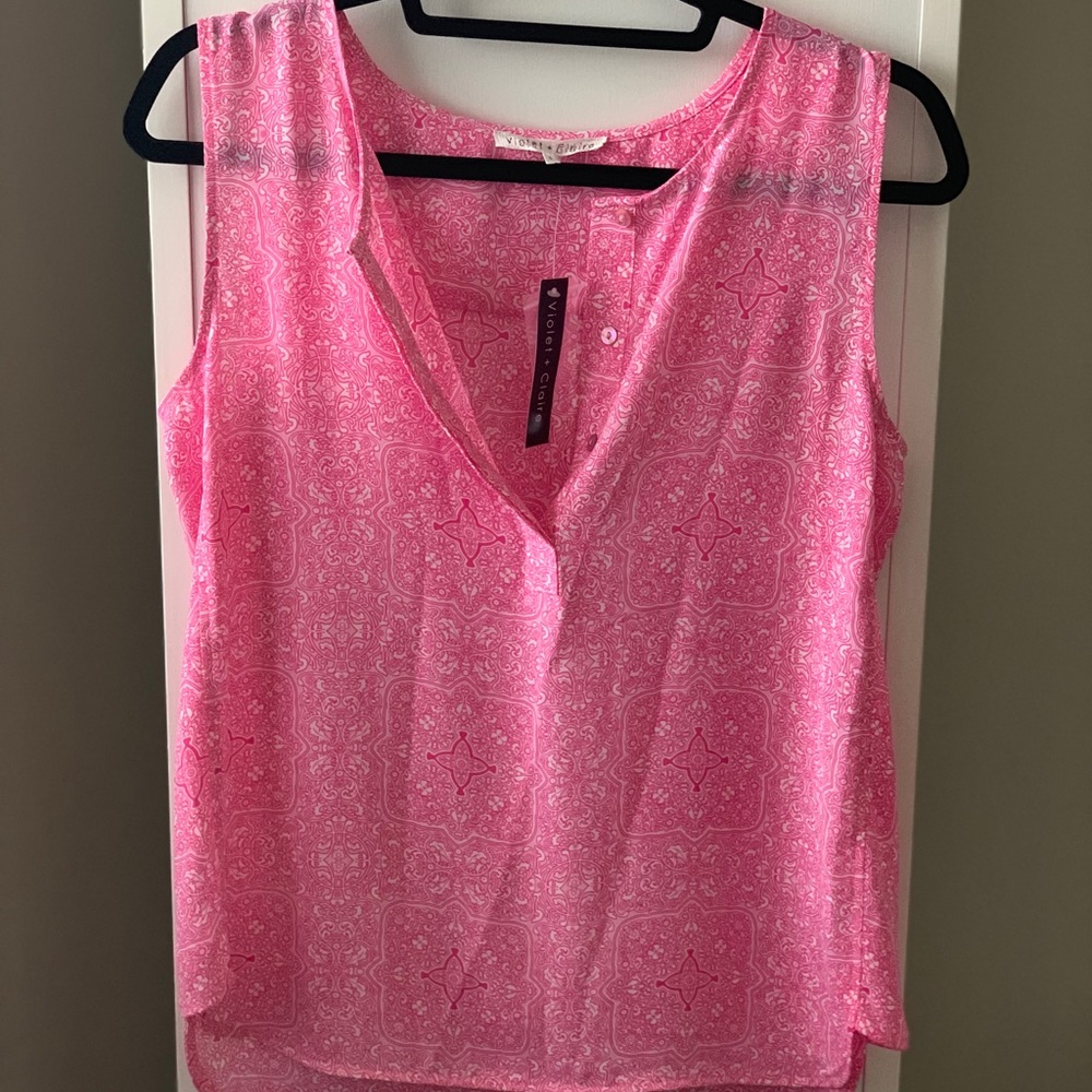 Bright pink and white patterned tank top